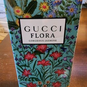 3.3 oz Gucci Flora Gorgeous Jasmine perfume